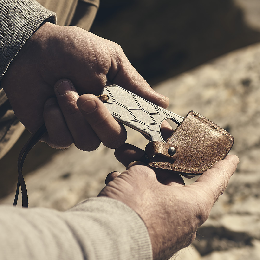 BEAR-knife eather sheath